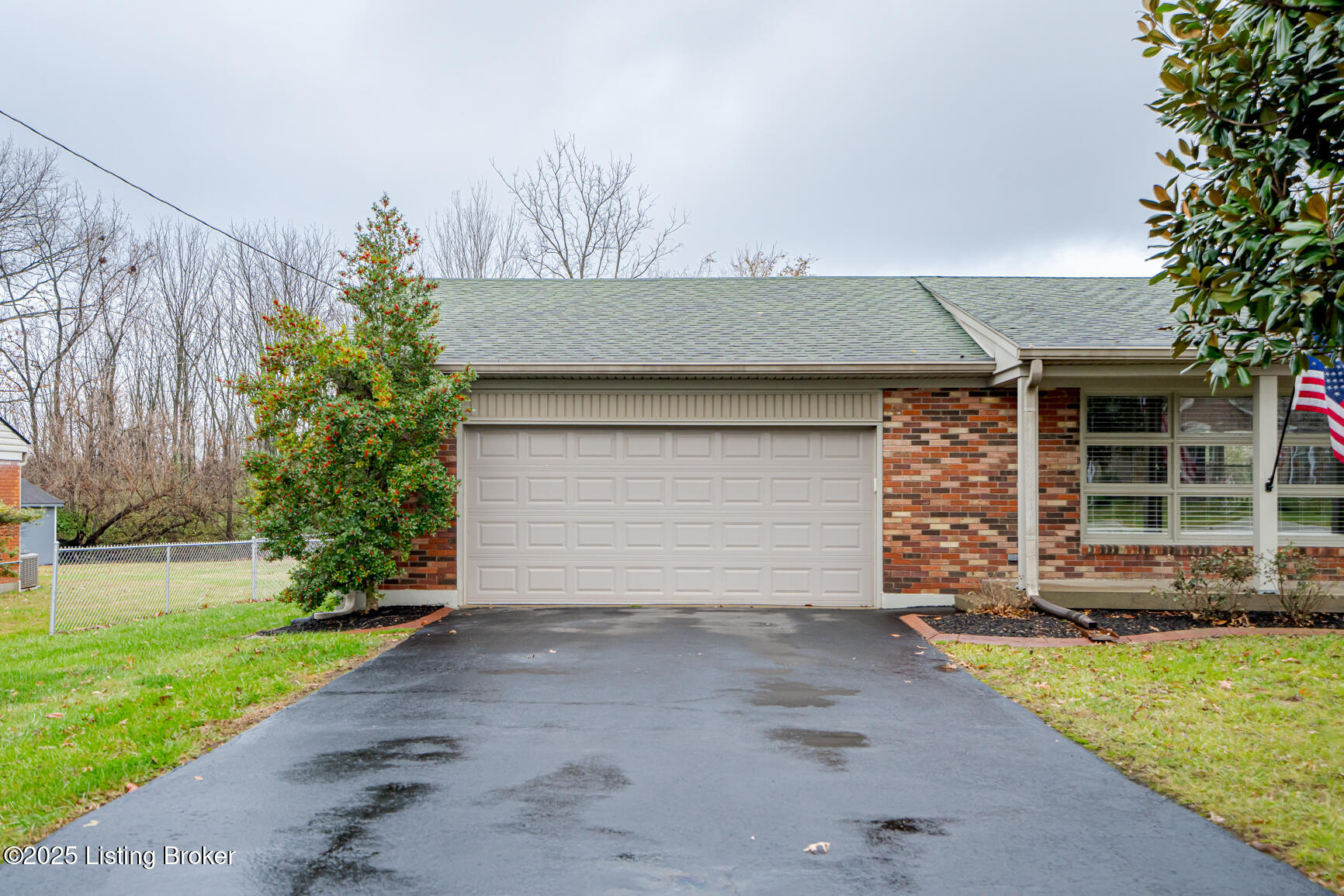 5903 Camden Acres Dr, Crestwood, Pennsylvania image 5