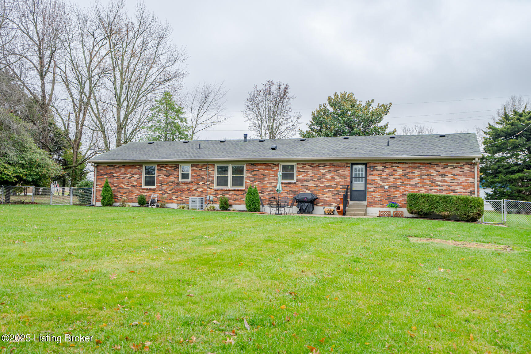 5903 Camden Acres Dr, Crestwood, Pennsylvania image 41