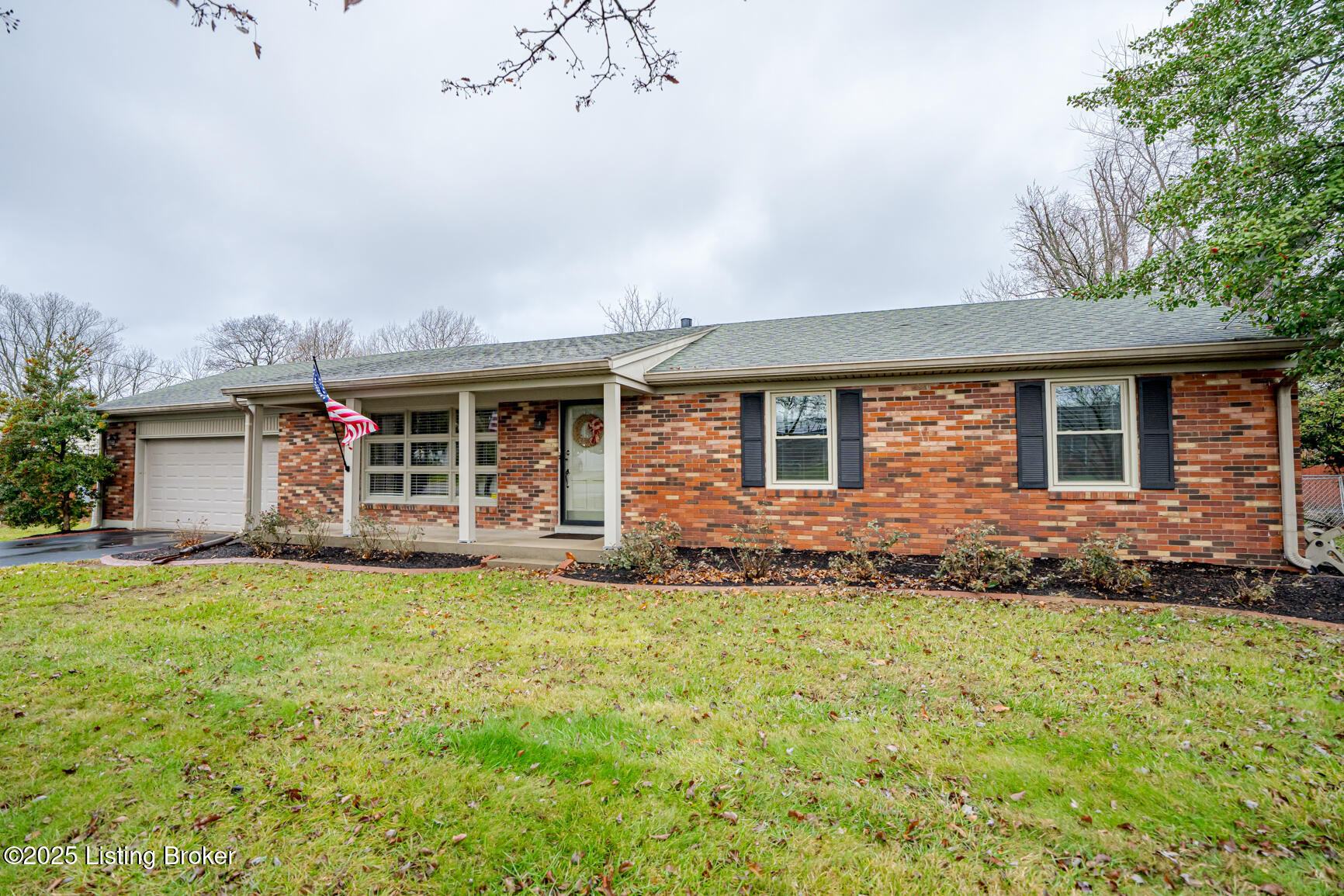 5903 Camden Acres Dr, Crestwood, Pennsylvania image 3