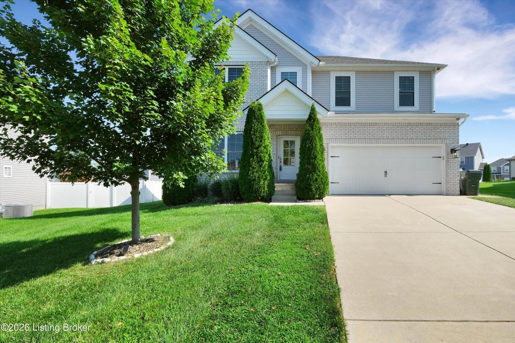 Photo of 4105 Kendy Ridge Ct, Louisville, KY 40299 (MLS # 1727298)