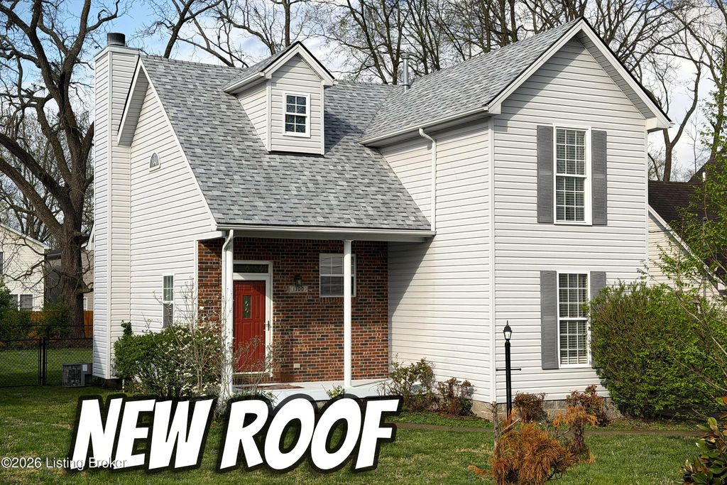 Photo of 1300 Etawah Ave, Louisville, KY 40222 (MLS # 1713374)