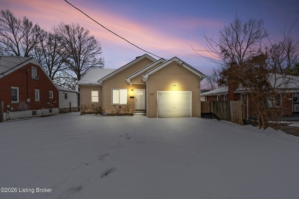 Photo of 4623 Hillside Dr, Louisville, KY 40216 (MLS # 1708517)