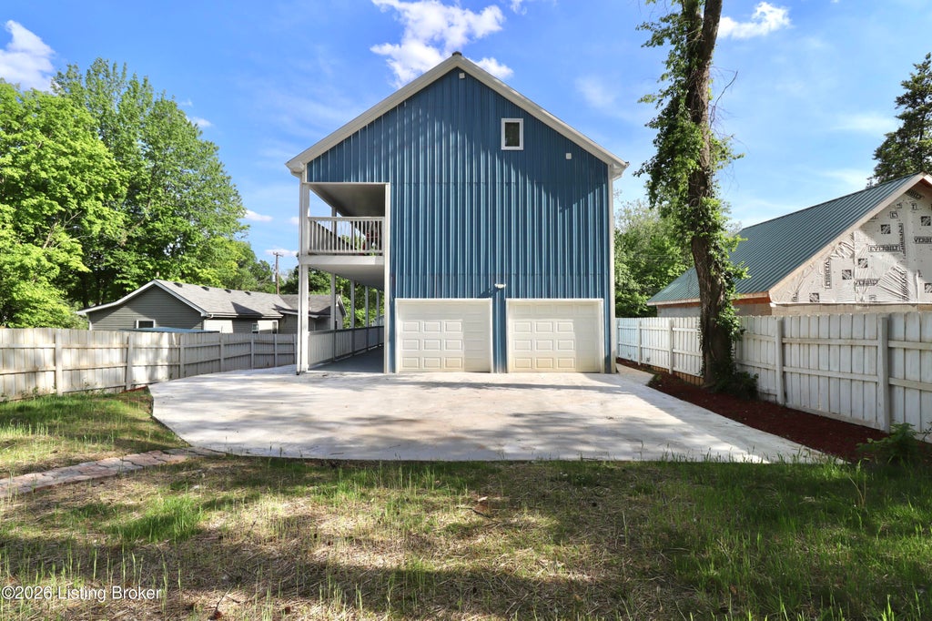 Photo of 12413 Berrytown Rd, Louisville, KY 40223 (MLS # 1731190)