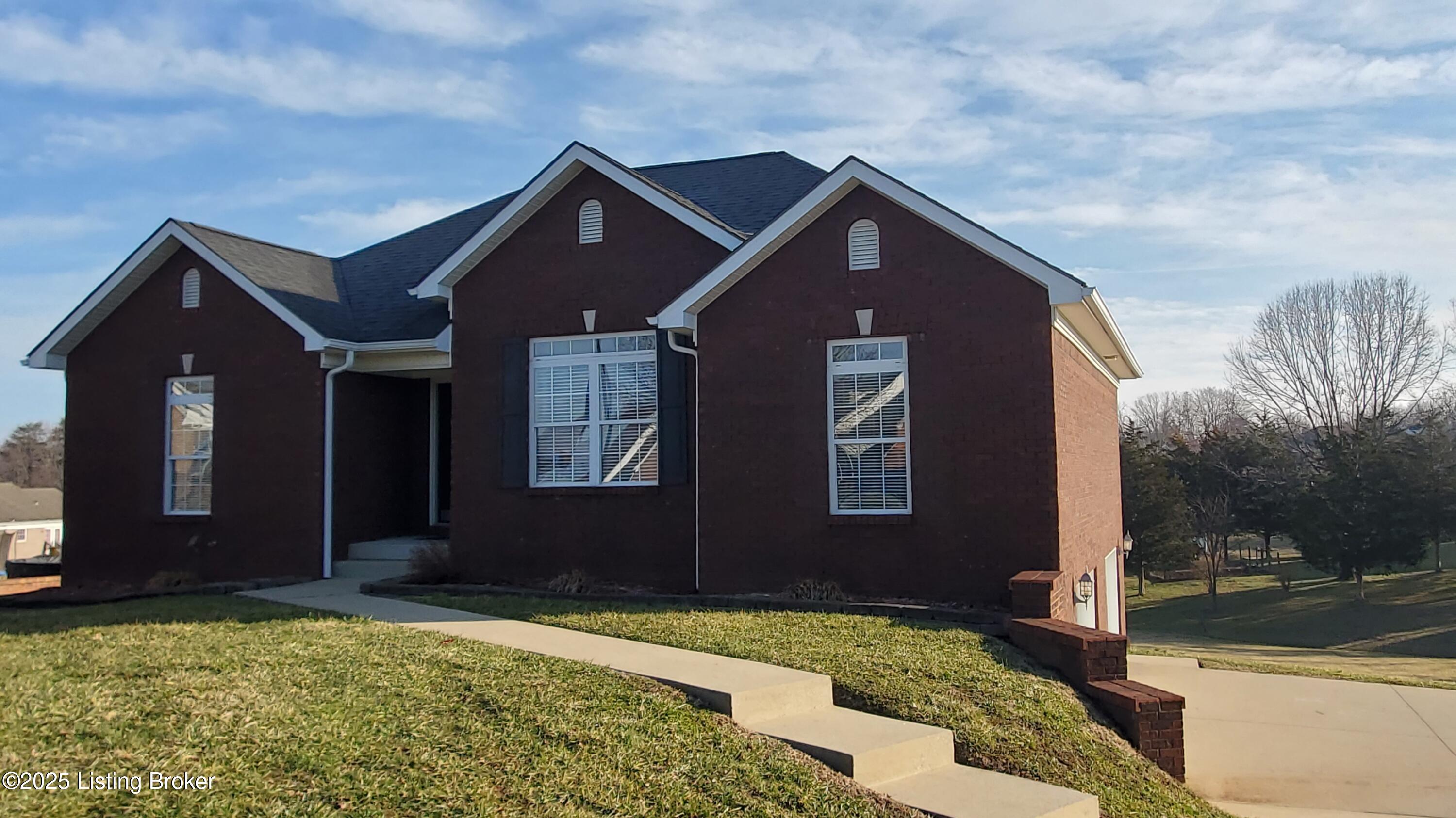 106 Lexington Ct, Coxs Creek, Kentucky image 2