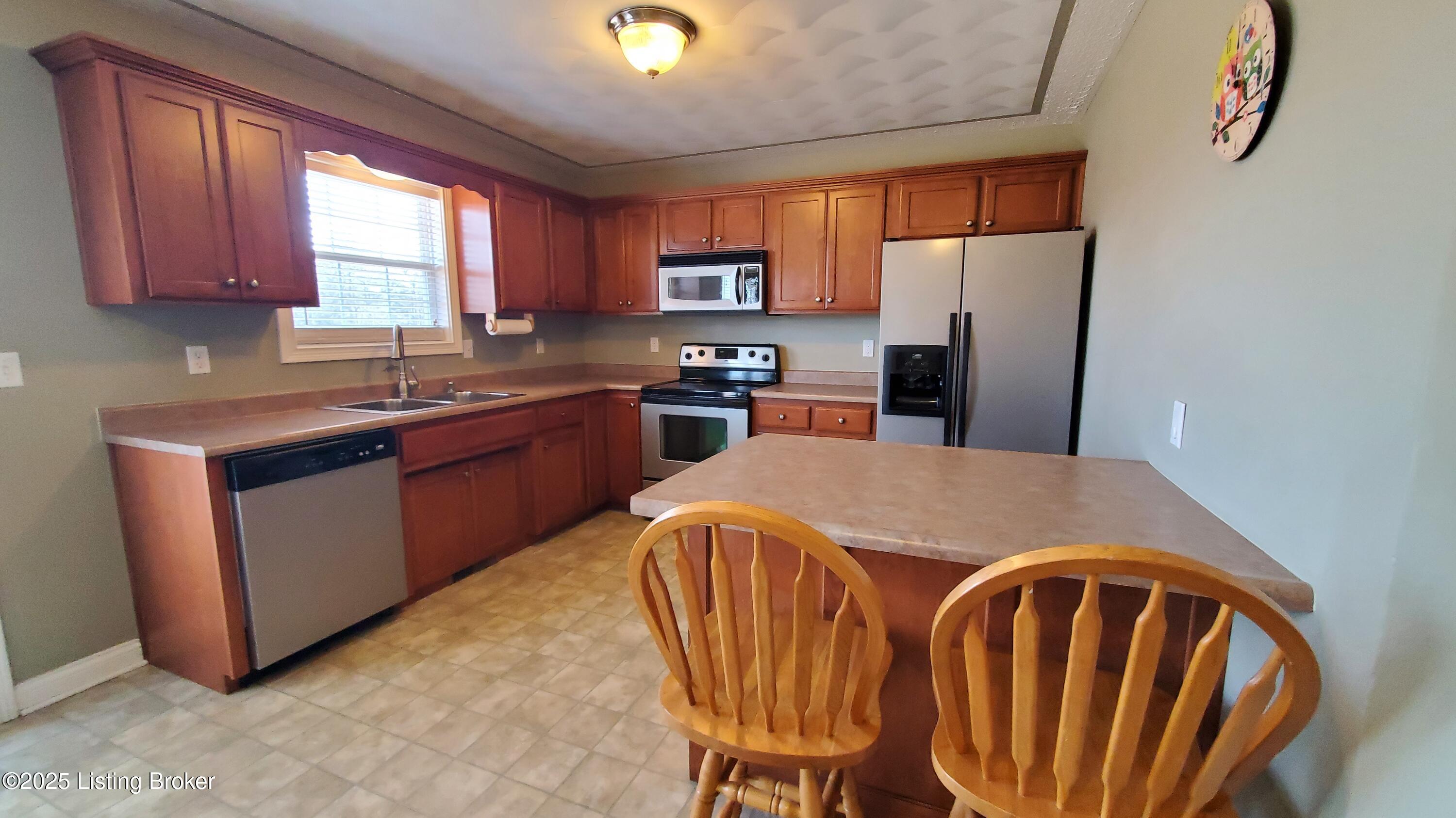 106 Lexington Ct, Coxs Creek, Kentucky image 10
