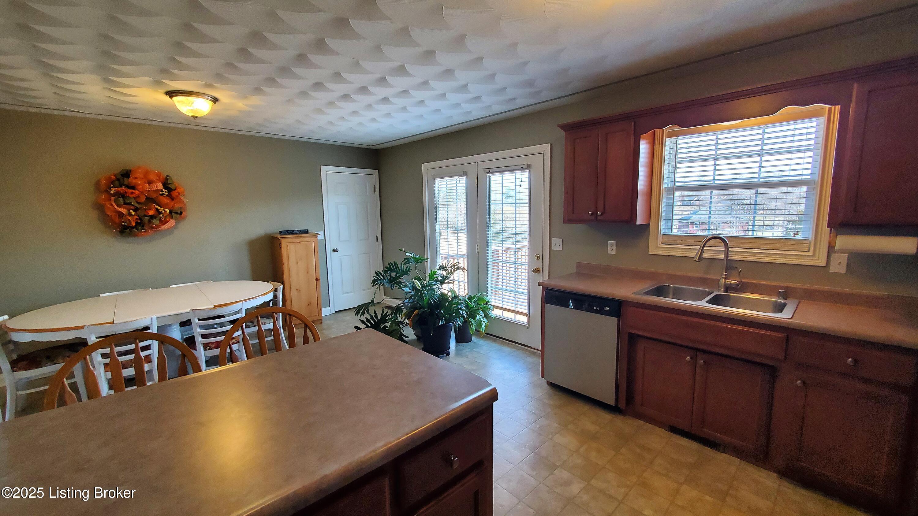 106 Lexington Ct, Coxs Creek, Kentucky image 12