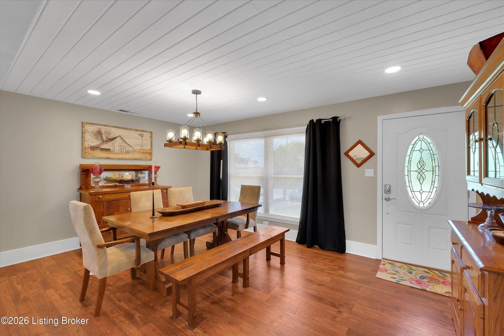 Photo of 5075 Castle Hwy, Pleasureville, KY 40057 (MLS # 1717060)