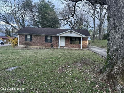 Photo of 204 Woodland Ave, Munfordville, KY 42765 (MLS # 1711998)