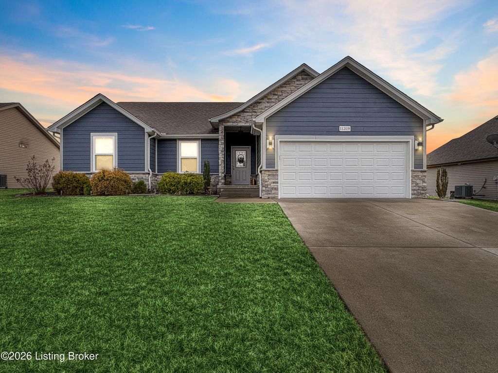 Photo of 11319 Pebble Trace, Louisville, KY 40229 (MLS # 1710670)