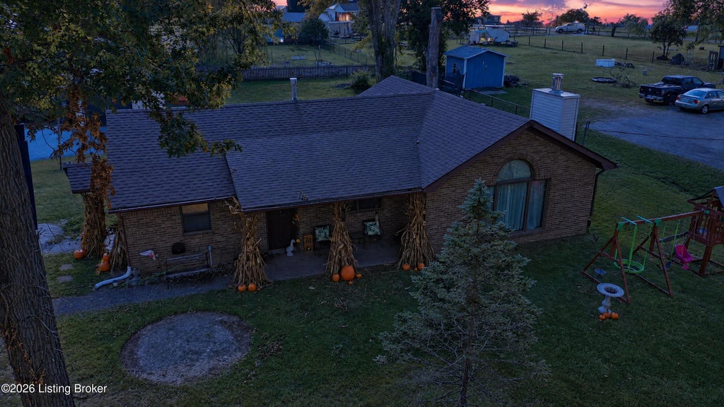 Photo of 9804 Keys Ferry Rd, Louisville, KY 40118 (MLS # 1731520)