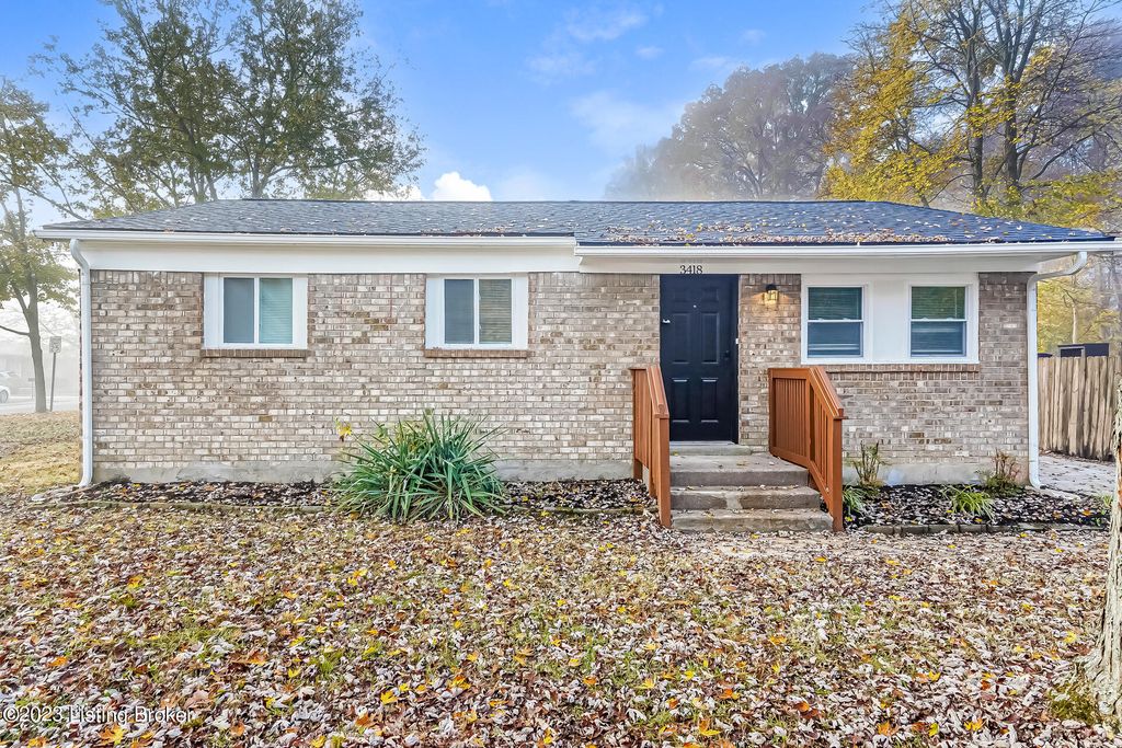 Photo of 3418 Bonaventure Blvd, Louisville, KY 40219 (MLS # 1705768)