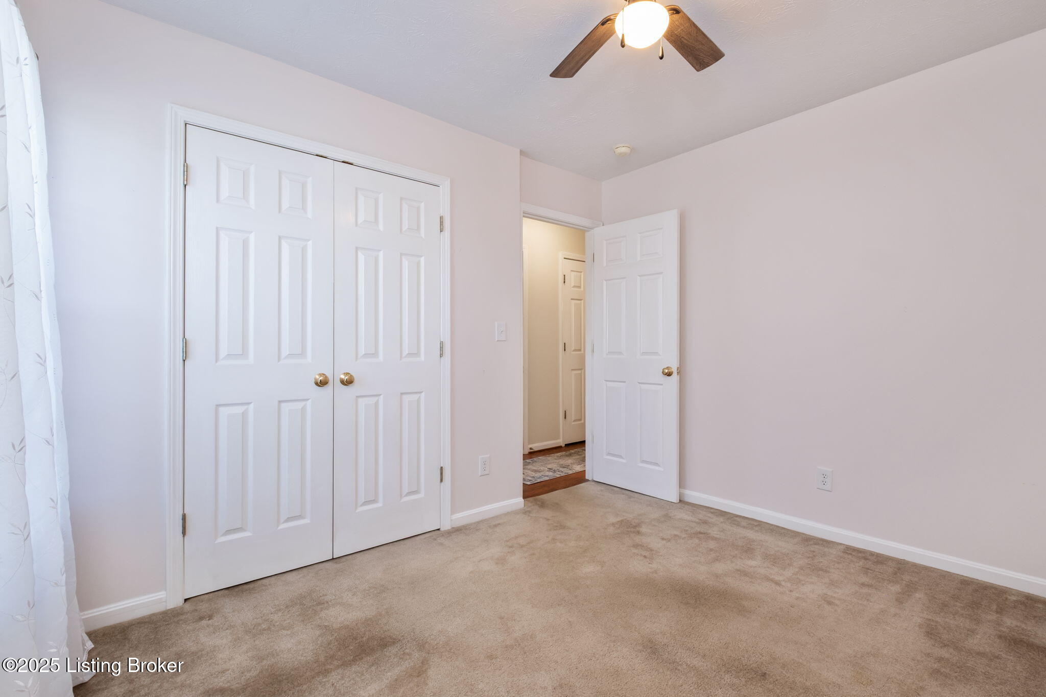 11315 Ridge Lake Dr, Louisville, Kentucky image 17