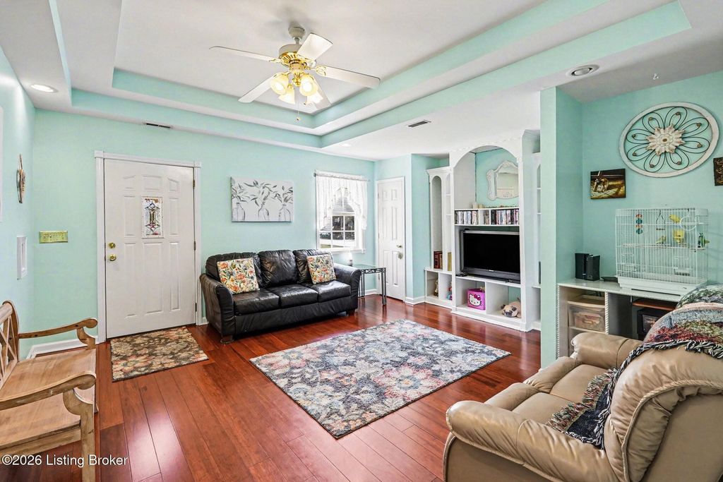 Photo of 7364 Lucille Ave, Louisville, KY 40258 (MLS # 1715149)