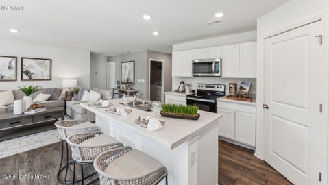 Tiny photo for 227 Cupp Cir, Shepherdsville, KY 40165 (MLS # 1729379)