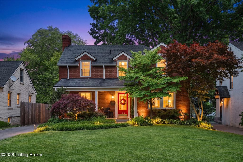 Photo of 123 Gibson Rd, Louisville, KY 40207 (MLS # 1717083)