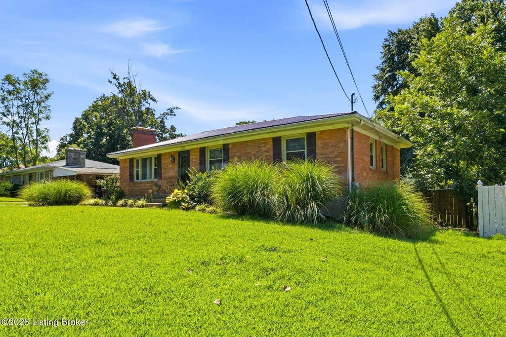 Photo of 9615 3rd Street Rd, Louisville, KY 40272 (MLS # 1726917)