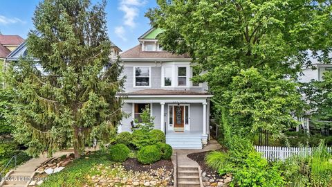 Photo of 2123 Edgeland Ave, Louisville, KY 40204 (MLS # 1693161)