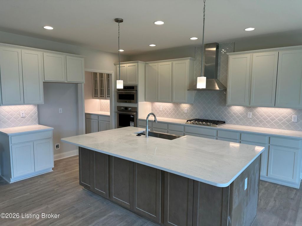 Photo of 3612 Ringing Bell Ln, Louisville, KY 40245 (MLS # 1715887)