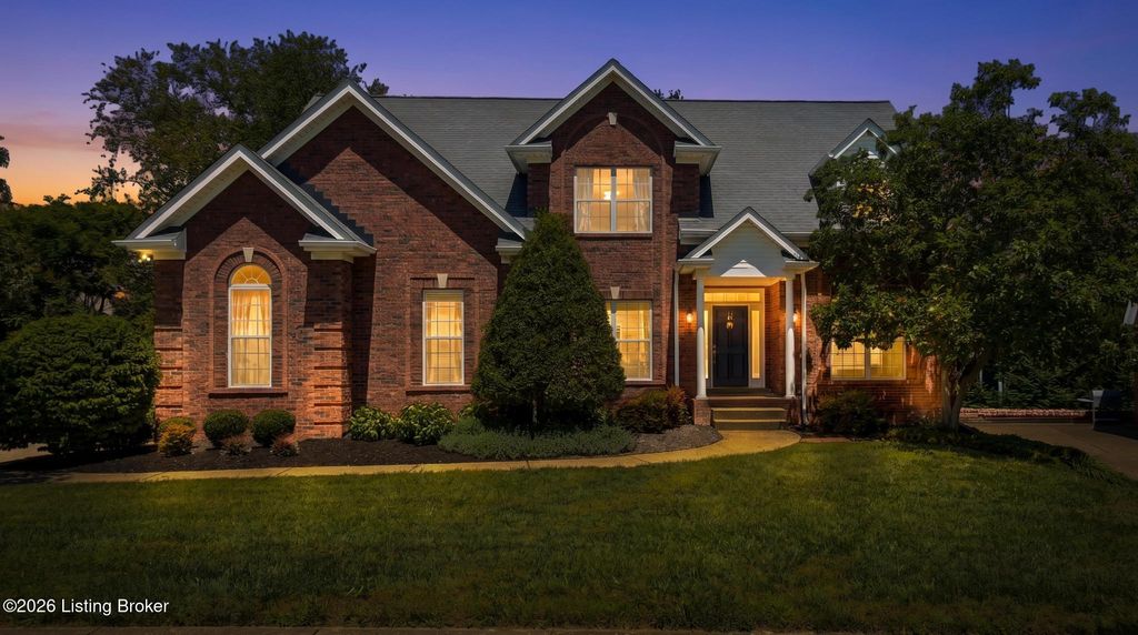 Photo of 3911 Oakleigh Meadow Pl, Louisville, KY 40245 (MLS # 1720078)