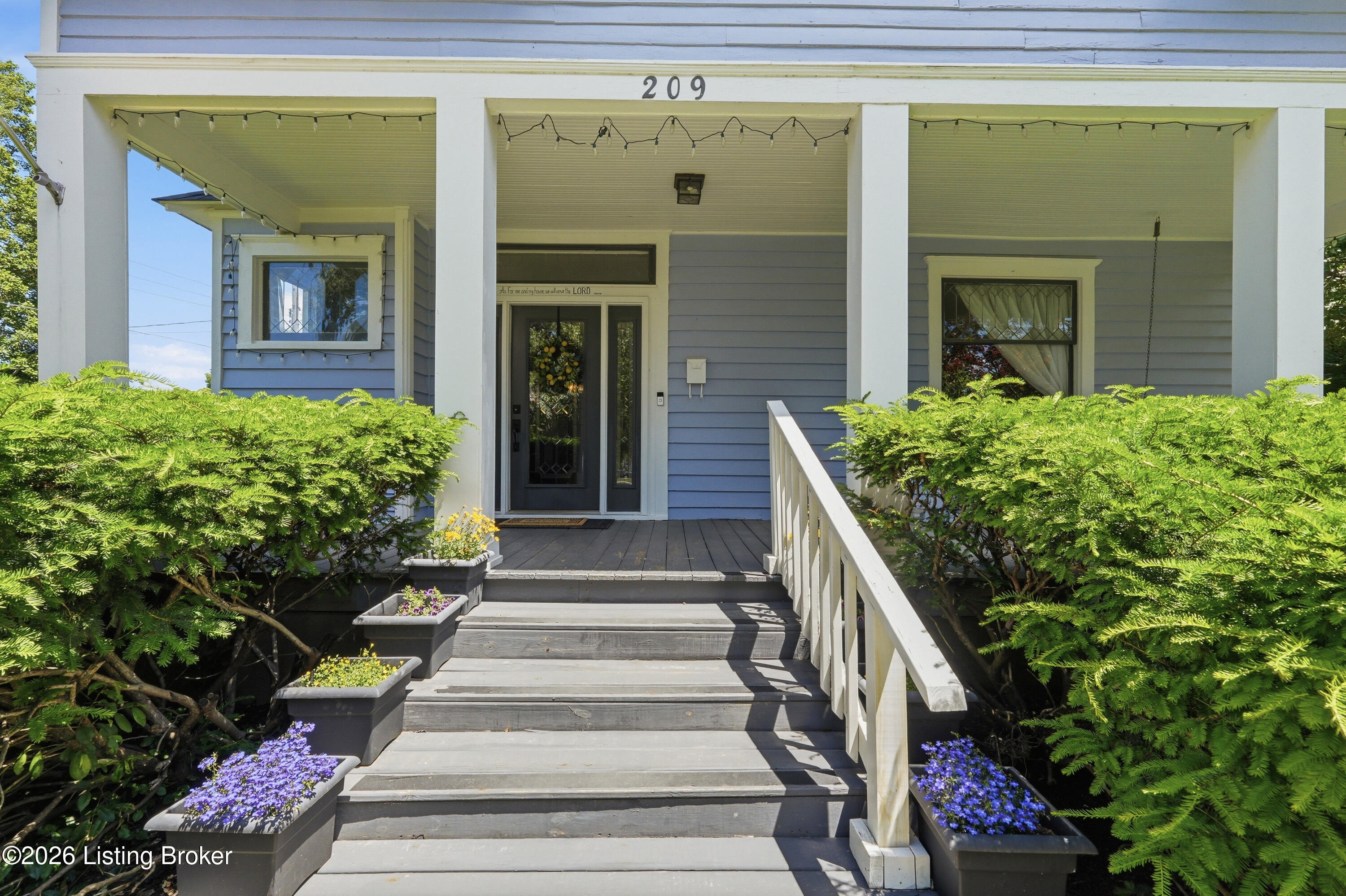 209 Maple Ct