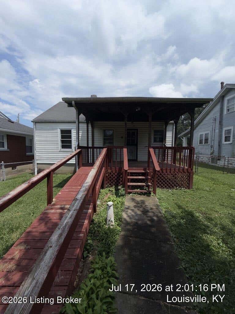 Photo of 1324 Earl Ave, Louisville, KY 40215 (MLS # 1724097)