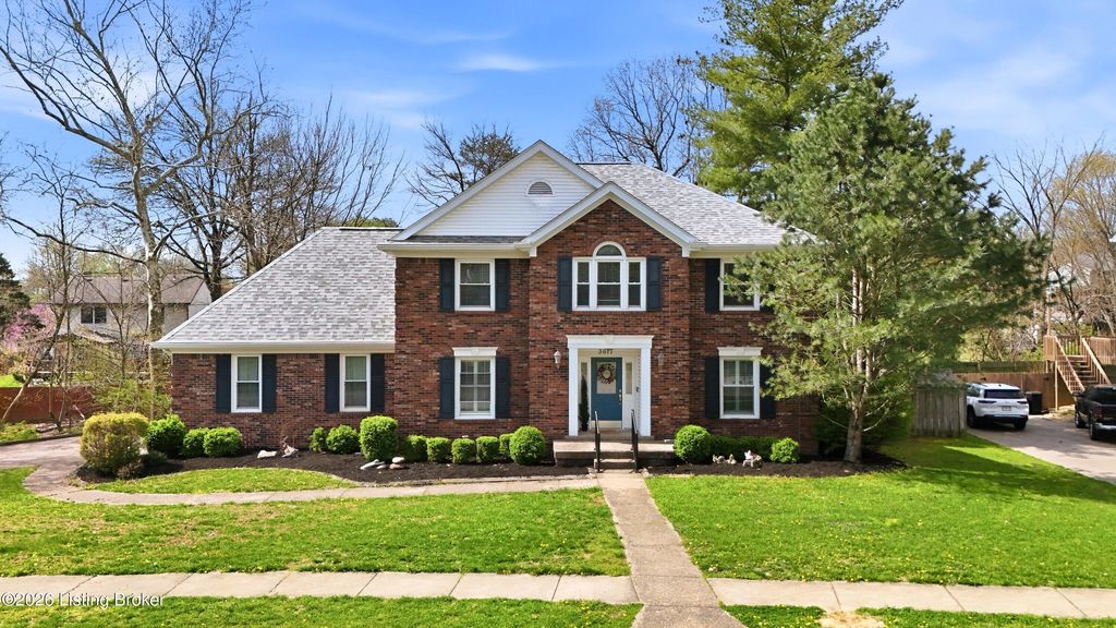 Photo of 3617 Sundance Dr, New Albany, IN 47150 (MLS # 1713220)