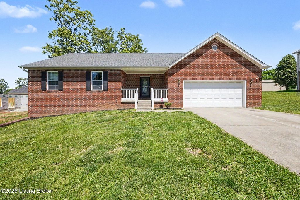 Photo of 41 Rolling Ridge Ct, Brandenburg, KY 40108 (MLS # 1716860)