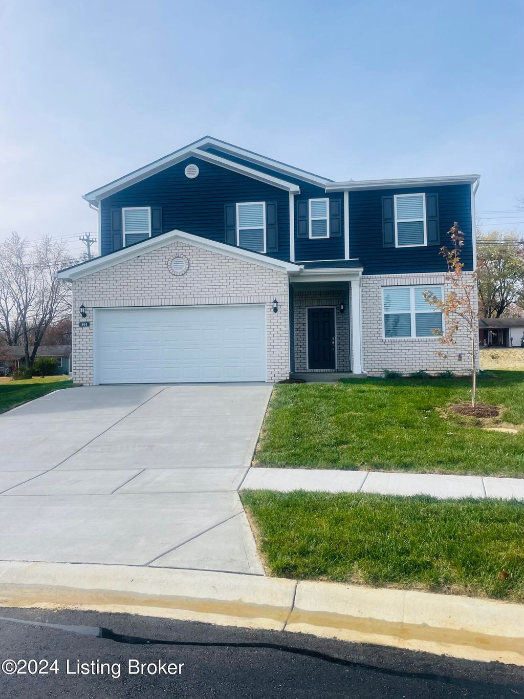 Photo of 804 Harland Ct, Shelbyville, KY 40065 (MLS # 1708790)