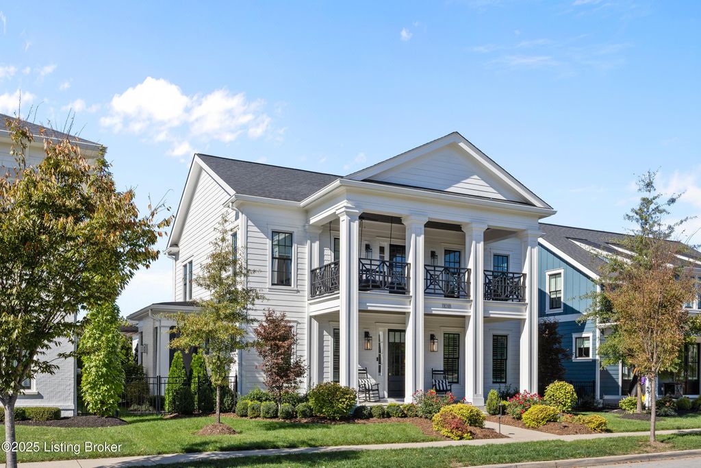 Photo of 11018 Monkshood Dr, Prospect, KY 40059 (MLS # 1701645)
