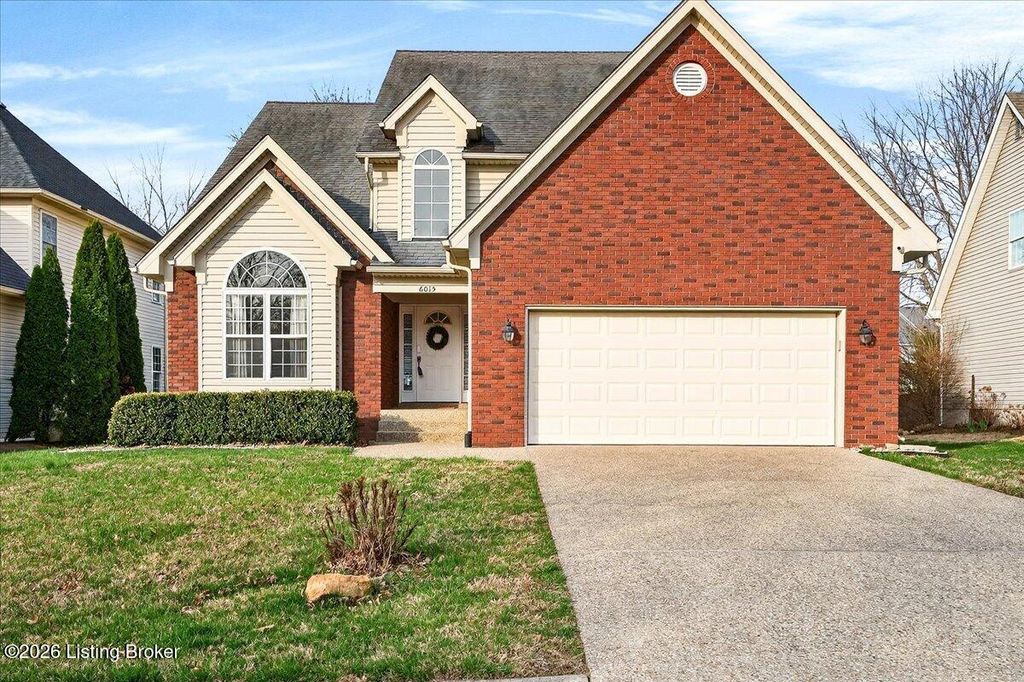 Photo of 6015 Sweetbay Dr, Crestwood, KY 40014 (MLS # 1710533)