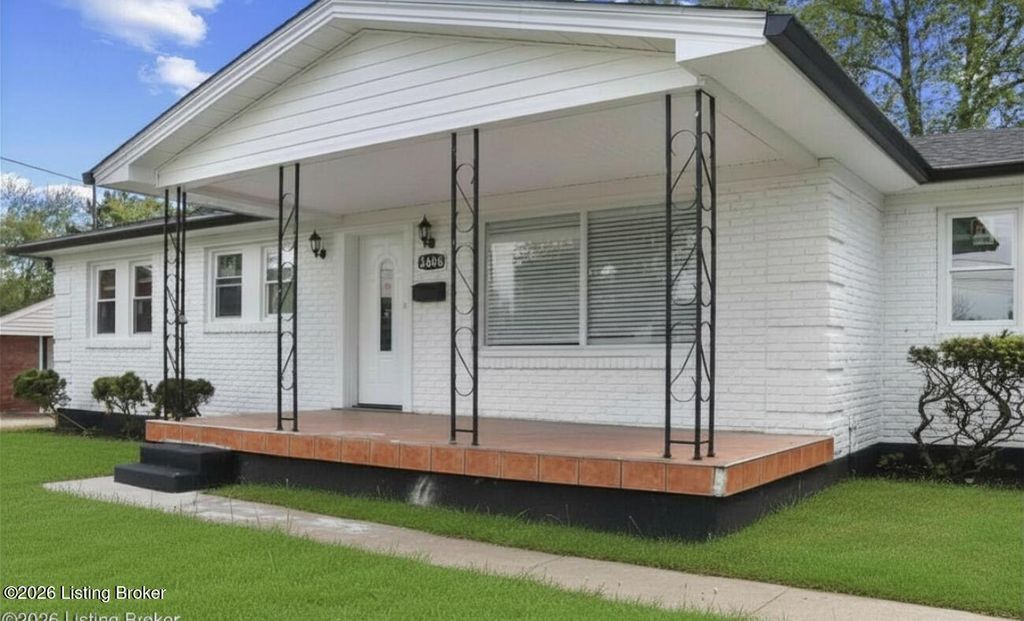 Photo of 3606 Otter Ct, Louisville, KY 40219 (MLS # 1714105)