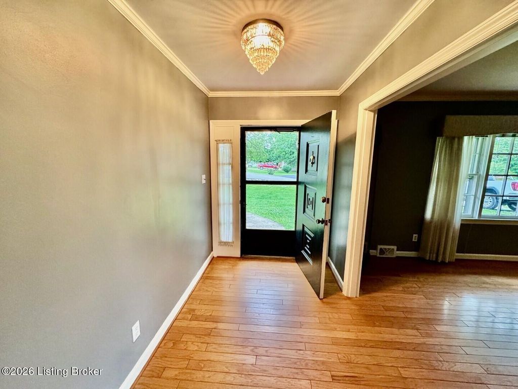 Photo of 108 Fair Dr, Springfield, KY 40069 (MLS # 1718462)