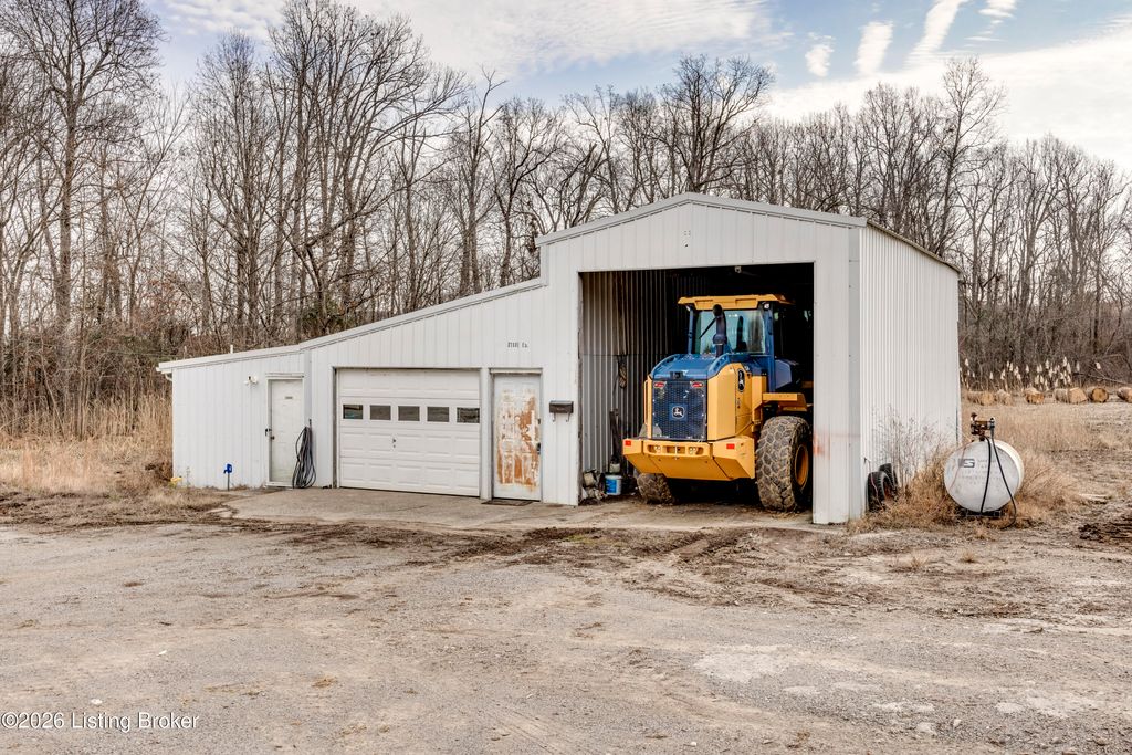 Photo of 149 Kim Ln, Leitchfield, KY 42754 (MLS # 1706595)