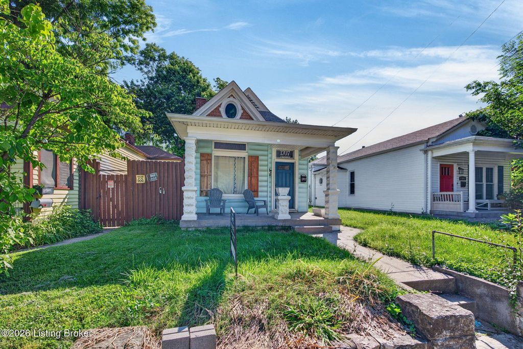 Photo of 1707 S Preston St, Louisville, KY 40217 (MLS # 1720302)