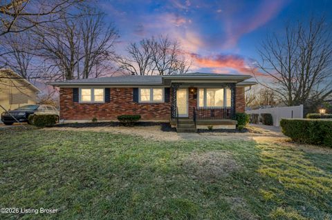 Photo of 2511 Legene Dr, Louisville, KY 40216 (MLS # 1707103)