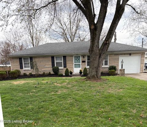 Photo of 1904 Lampter St, Louisville, KY 40216 (MLS # 1711596)