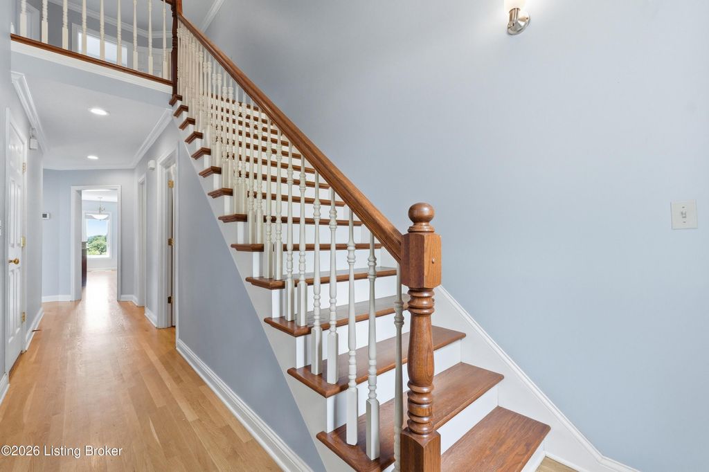 Photo of 115 Manor Ave #E, Bardstown, KY 40004 (MLS # 1723335)
