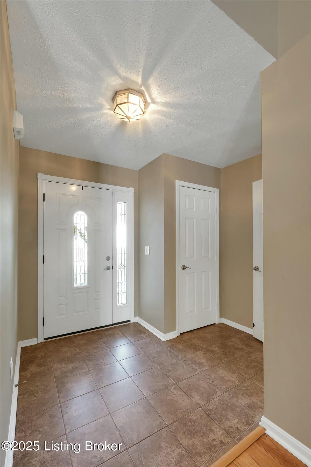 4213 Willowview Blvd, Louisville, Kentucky image 4
