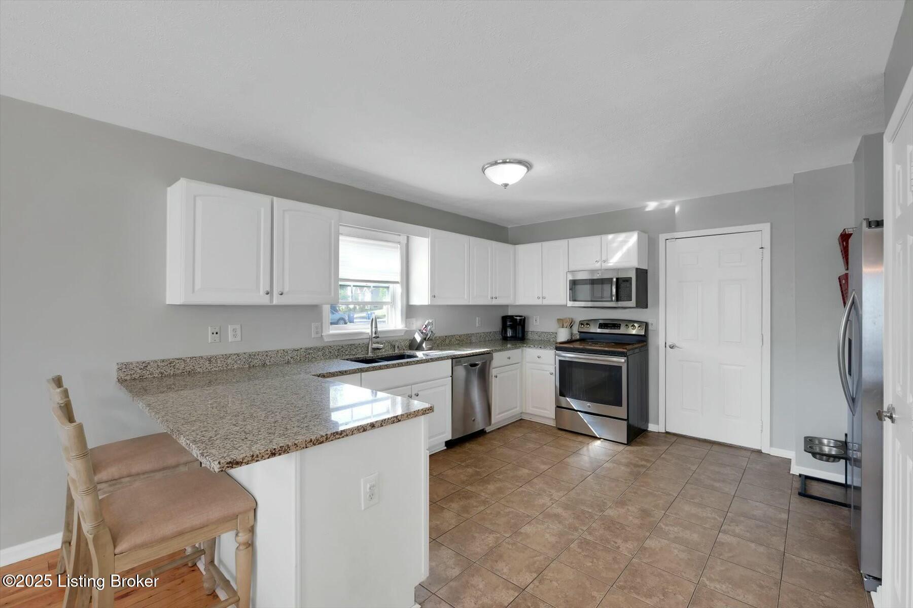 4213 Willowview Blvd, Louisville, Kentucky image 13