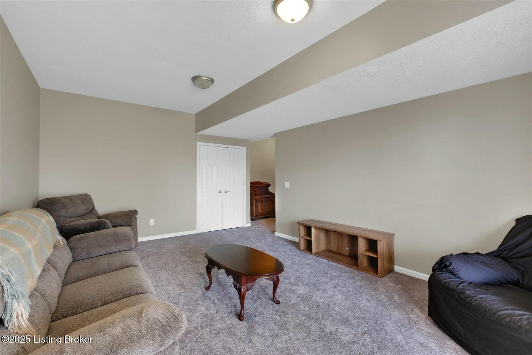 4213 Willowview Blvd, Louisville, Kentucky image 36