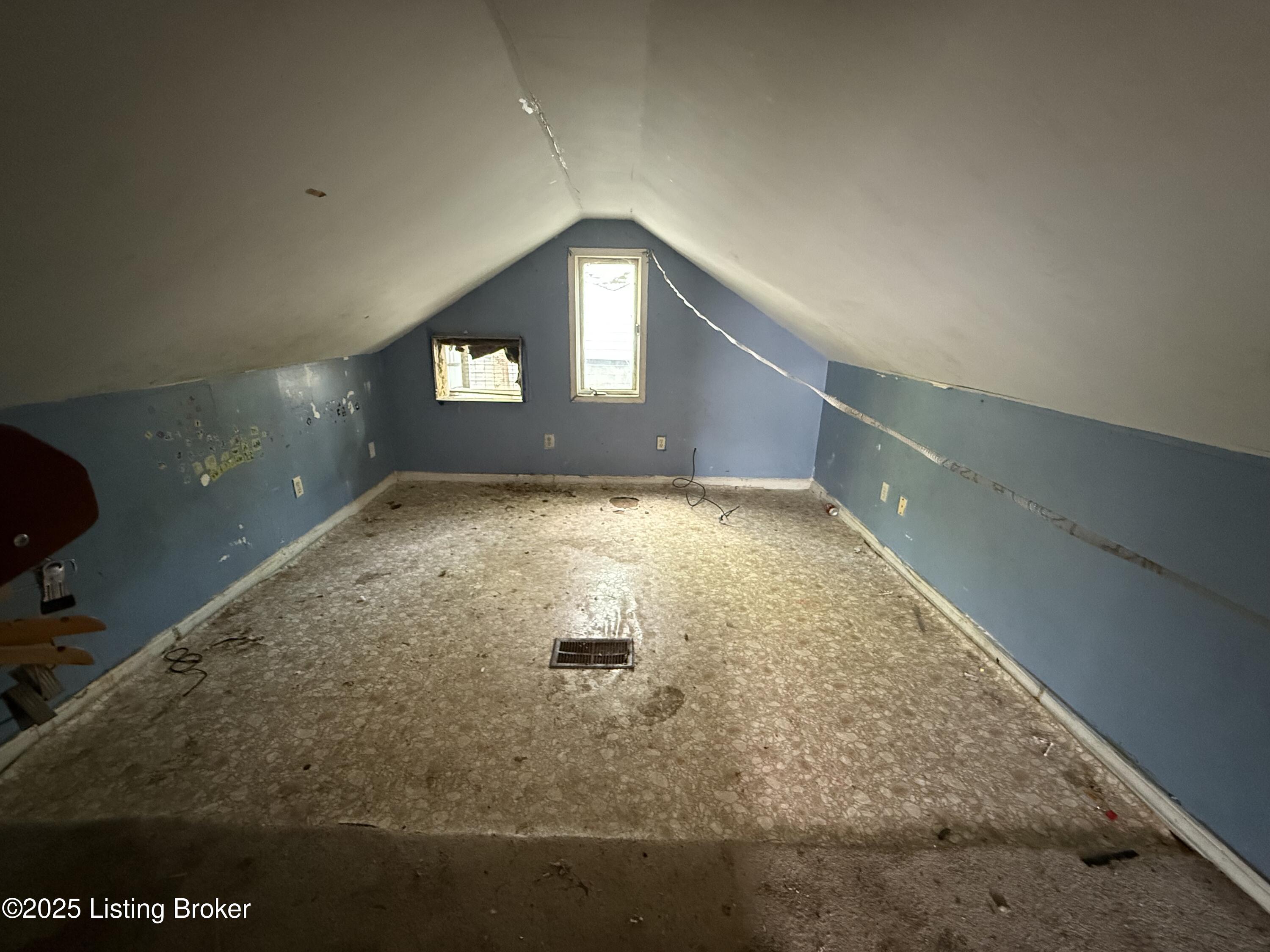 1126 Euclid Ave, Louisville, Pennsylvania image 16