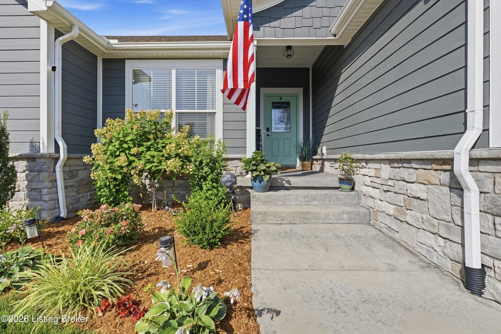 Photo of 5408 Catalina Trail, Sellersburg, IN 47172 (MLS # 1722300)