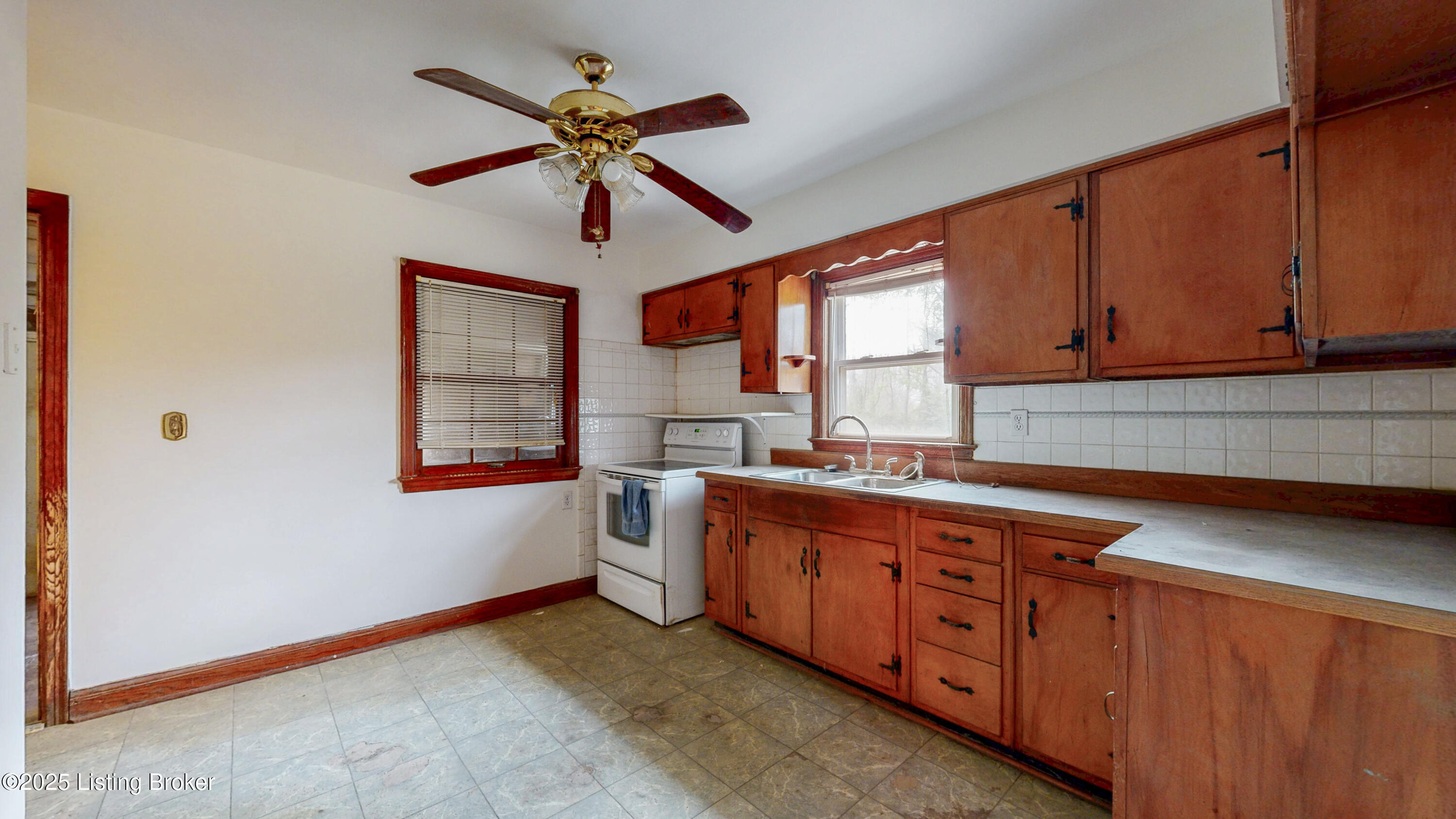 10308 Old Preston Hwy, Louisville, Pennsylvania image 9