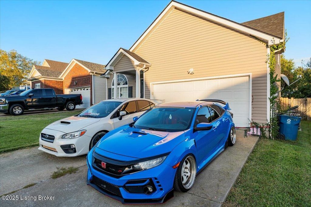 Photo of 5228 Cypress Ct, Shelbyville, KY 40065 (MLS # 1714750)