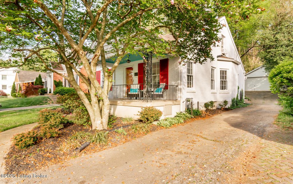 Photo of 1713 Trevilian Way, Louisville, KY 40205 (MLS # 1714081)