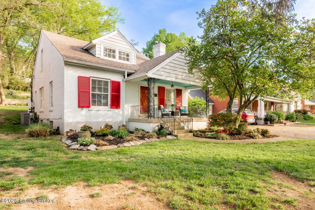 Photo of 1713 Trevilian Way, Louisville, KY 40205 (MLS # 1714081)