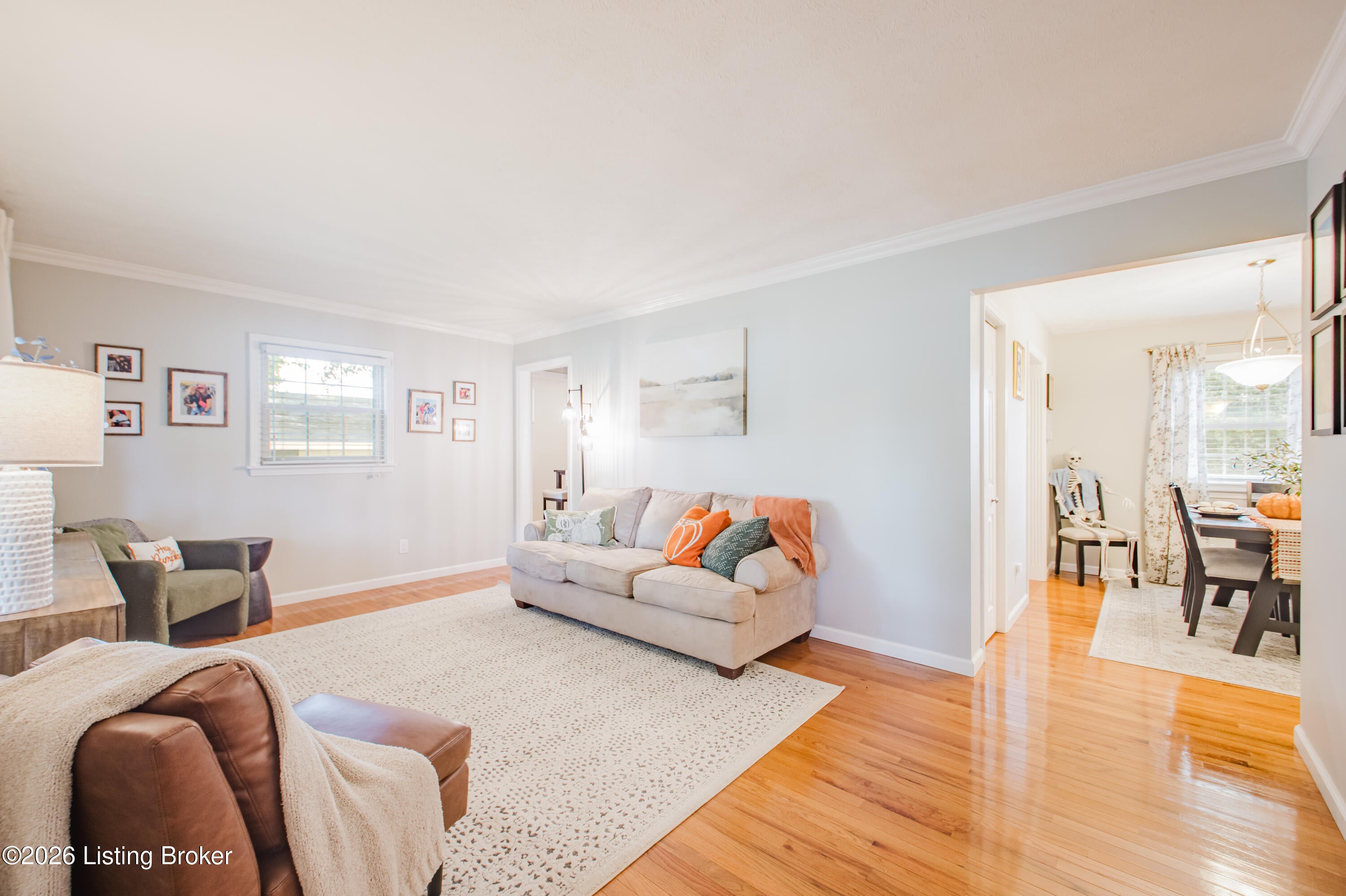 7106 Uranus Dr