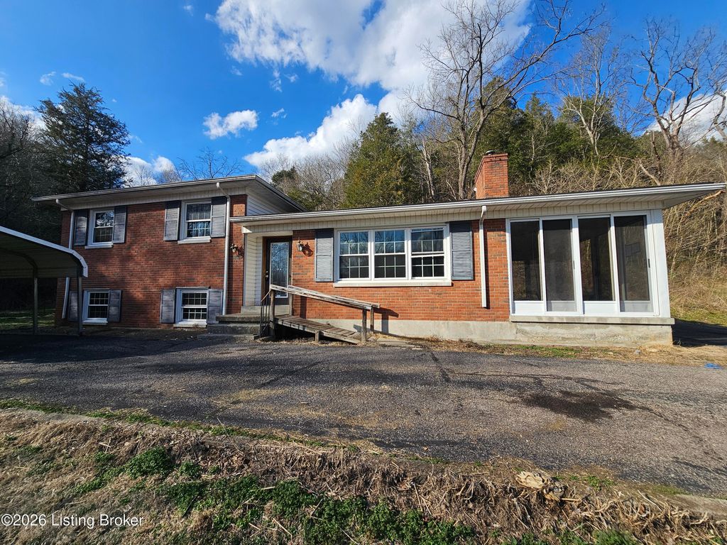 Photo of 7252 Bardstown Rd, Hodgenville, KY 42748 (MLS # 1710840)