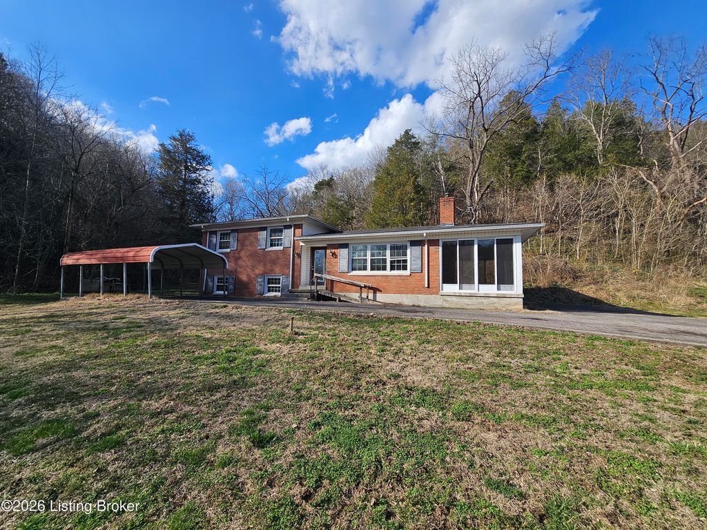 Photo of 7252 Bardstown Rd, Hodgenville, KY 42748 (MLS # 1710840)