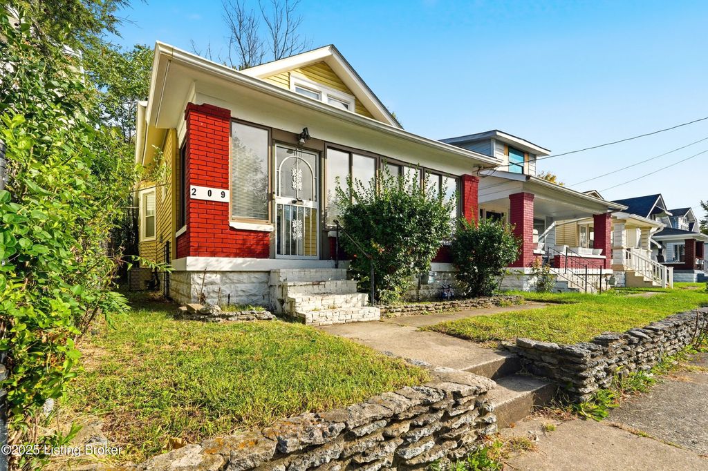 Photo of 209 S 42nd St, Louisville, KY 40212 (MLS # 1705837)